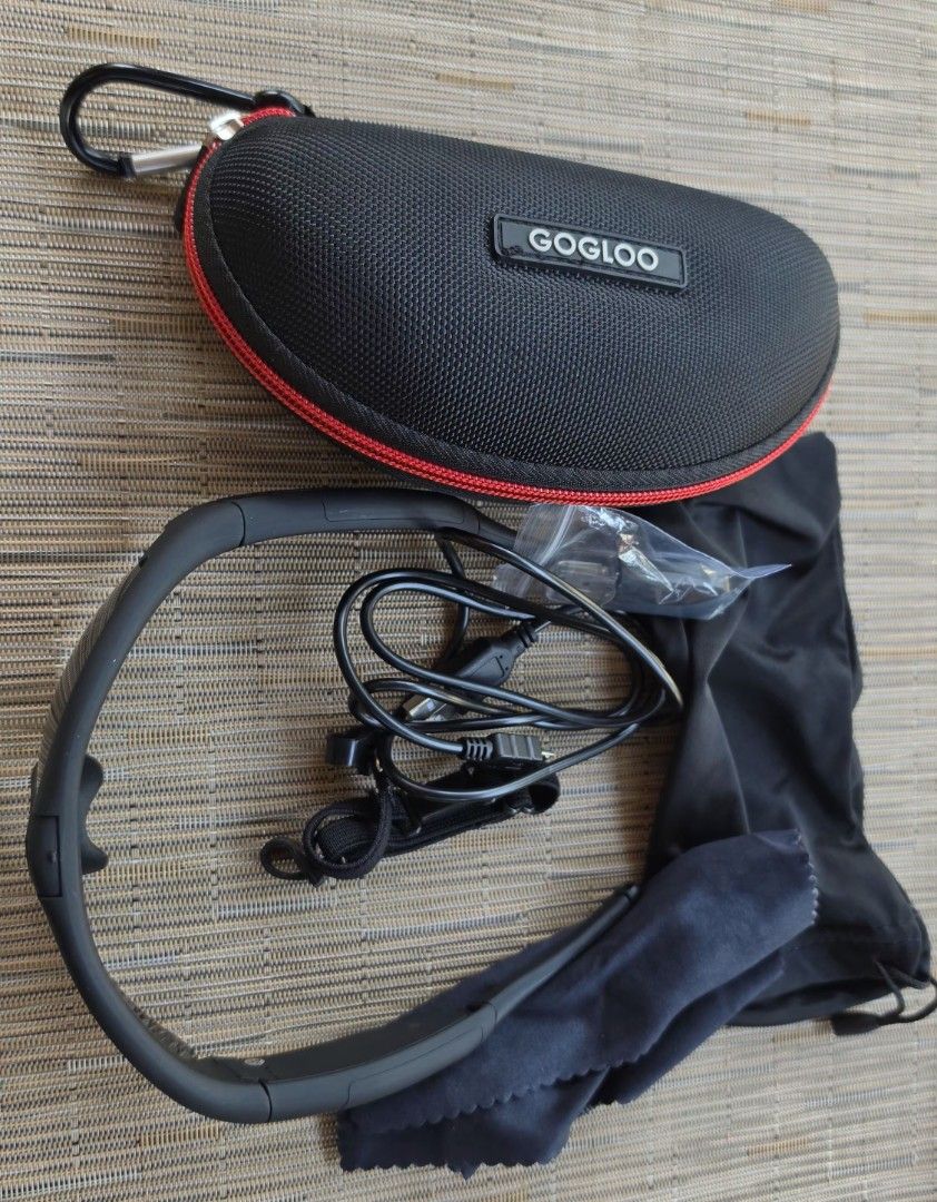 GOGLOO HD 1080P Smart Glasses with Case (Category: Sunglasses & Eyewear) located in Naga. Submitted by solamia (Listing ID 1440963296, Image 2). Description: - GOGLOO Smart Glasses - Records in HD 1080P - Stylish black frame with tinted lenses - Perfect for capturing moments hands-free - Includes protective case, charging cable, and cleaning cloth - All accessories as pictured.