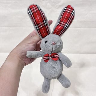 (Category: ) located in . Submitted by aristocath (Listing ID 1441129802, Image 1). Description: .