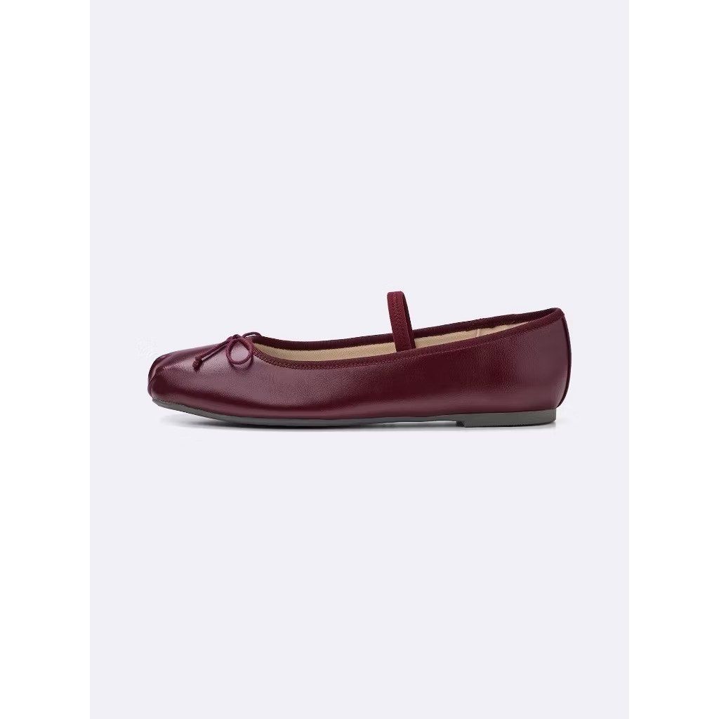 GU Ballet Flats with Strap - WINE COLOR Size Medium (Category: Flats & Sandals) located in San Fernando. Submitted by krishscloset (Listing ID 1441034802, Image 1). Description: ￼GU Strap Ballet Shoes Japan SIZE Medium (23.5 CM / Women US 6.5) - Cute GU ballet flats - Features toe knob design and thin straps for a secure fit - Some styles include memory foam cushioning for comfort - Available colors: Silver, Leopard Print, Burgundy, Black, Black 