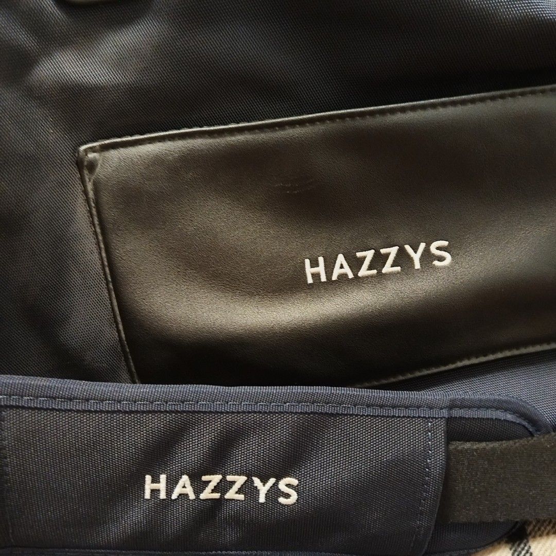 Hazzys Duffle Travel Bag (Category: Luxury Bags & Wallets) located in Bulacan. Submitted by brandedbagspreloved (Listing ID 1441041350, Image 3). Description: - Navy blue Hazzys duffel bag - Black leather trim and handles - Detachable shoulder strap - Multiple Hazzys logos (zipper pulls, luggage tag) - Spacious interior - Ideal for travel or gym -Large to XL lp posted no more huggling pls looks brandnew parang hindi ginamit.