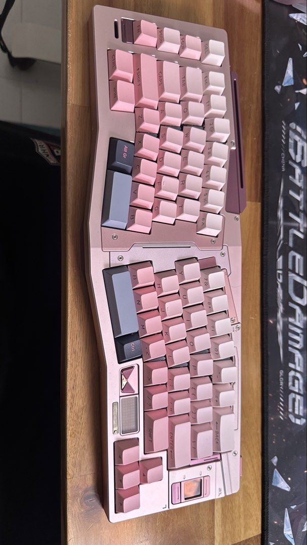 Hellcat Alice keyboard469295518377594880