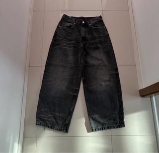 (Category: ) located in . Submitted by jeans20 (Listing ID 1441079900, Image 1). Description: .