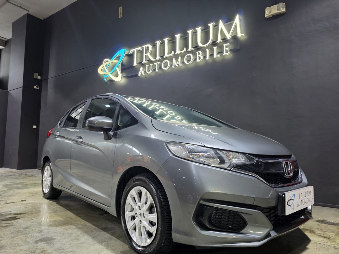 Honda Jazz 1 3 L A Cars Used Cars On Carousell Honda Jazz 1 3 L A Cars Used Cars On Carousell