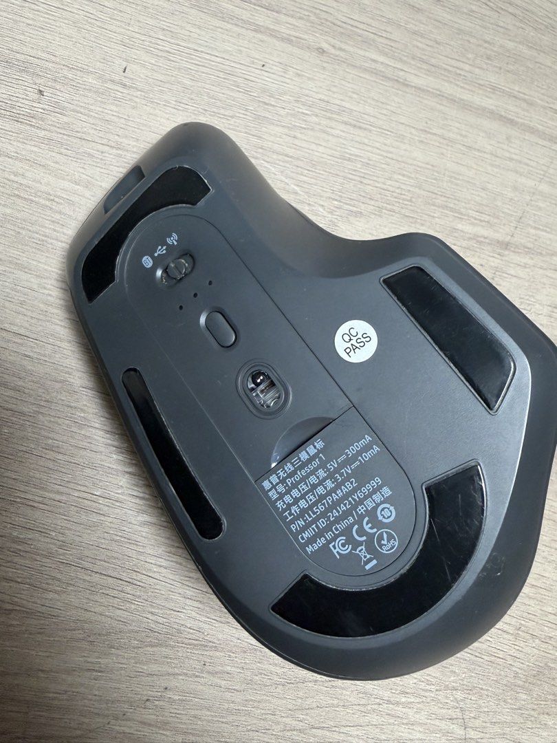 HP Wireless Ergonomic Mouse469643153848422401