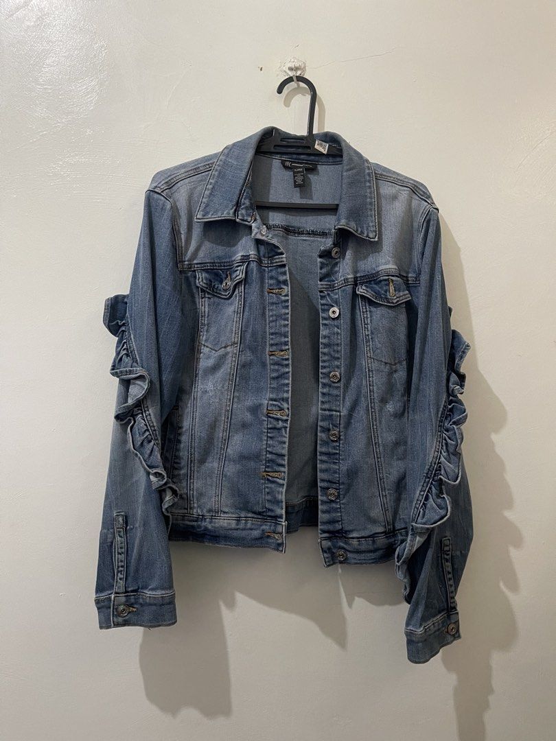 INC International Concepts Ruffled Denim Jacket XL (Category: Coats, Jackets and Outerwear) located in Caloocan City. Submitted by yllainefaith (Listing ID 1441021241, Image 1). Description: - INC International Concepts blue denim jacket - Unique ruffle details on sleeves and back - Button-up front with classic collar - Made from a comfortable cotton blend with stretch - Ideal for layering over outfits.