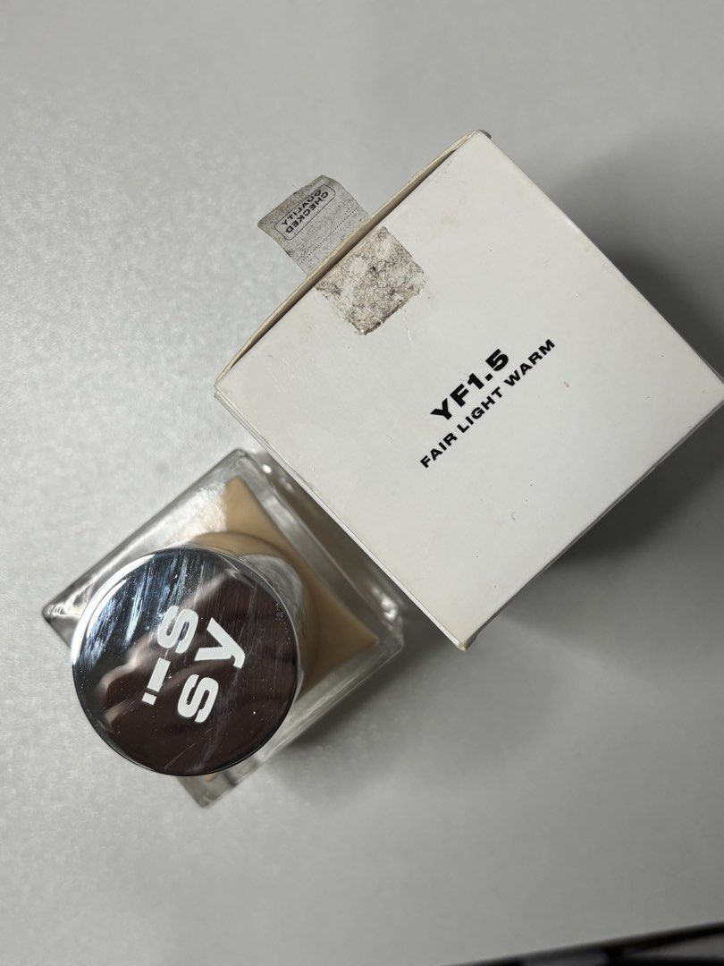 ISSY Active Foundation - YF1.5 (Category: Makeup) located in Bacoor. Submitted by natrix (Listing ID 1441105983, Image 2). Description: USED ONCE!! .