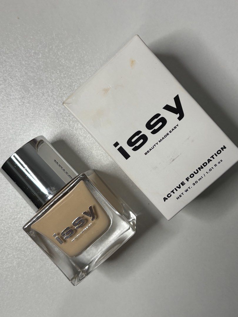 ISSY Active Foundation - YF1.5 (Category: Makeup) located in Bacoor. Submitted by natrix (Listing ID 1441105983, Image 1). Description: USED ONCE!! .