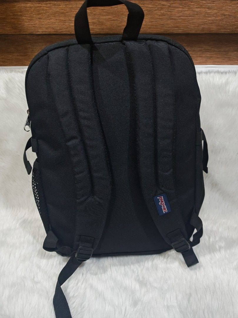 Jansport Main Campus Black 32L (Category: Backpacks) located in Marikina City. Submitted by BrandedStuffz (Listing ID 1441138550, Image 2). Description: Selling Low. SRP 4790 pesos 😱. Brand New with tag. Guaranteed Original and Legit 10000% from USA. Moneyback if proven fake. Lalamove Ready. Nationwide shipping via LBC..