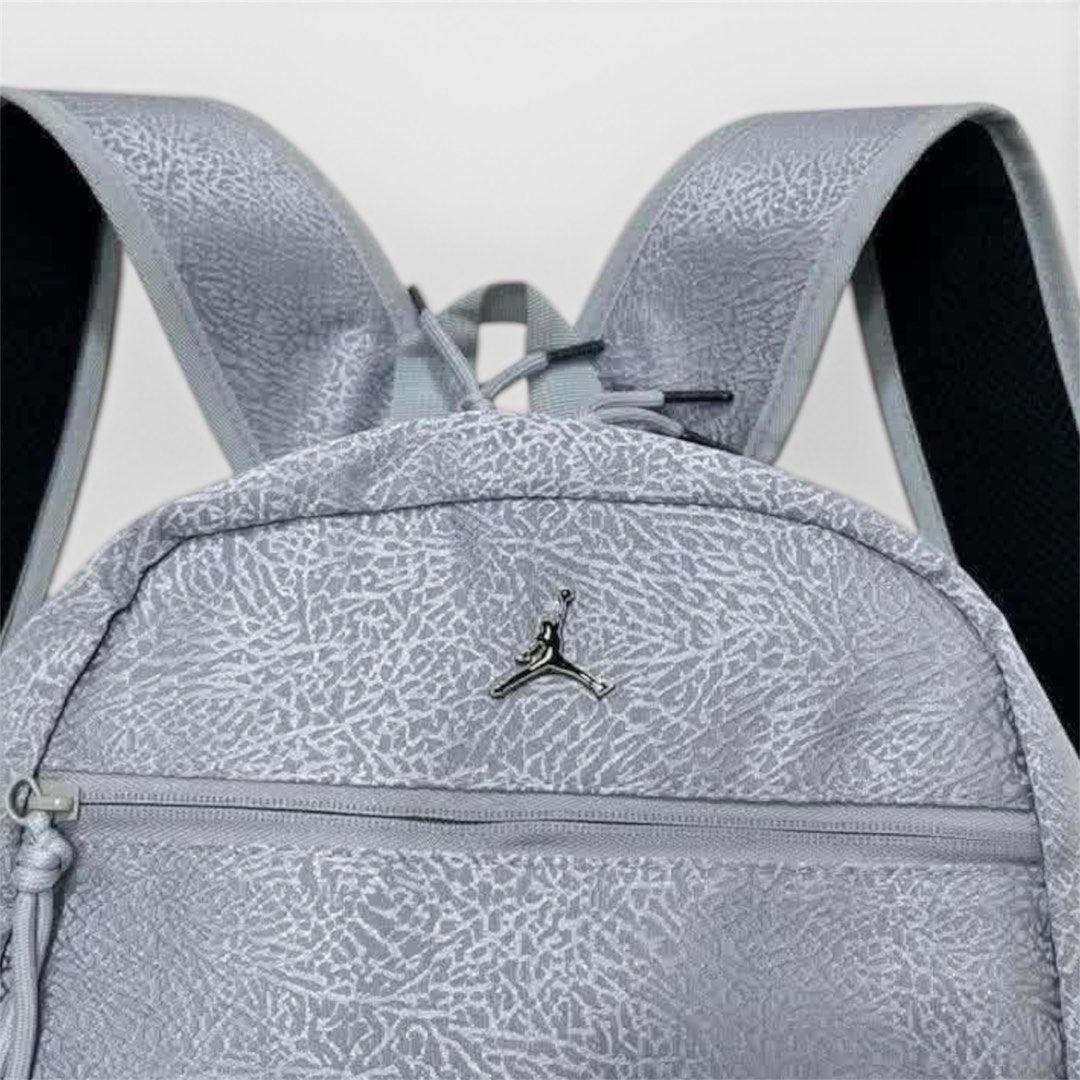 JORDAN ELEPHANTS AOP PIN BACKPACK (Category: Luxury Bags & Wallets) located in Manila. Submitted by scarlett_hope (Listing ID 1441030105, Image 2). Description: .