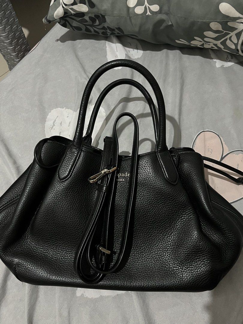 Kate spade small sachel - Black (Category: Luxury Bags & Wallets) located in Manila. Submitted by kleykley15 (Listing ID 1441113275, Image 3). Description: Original kate spade small sachel dumpling bag - Black. Good as new. Negotiable. Please message if interested.