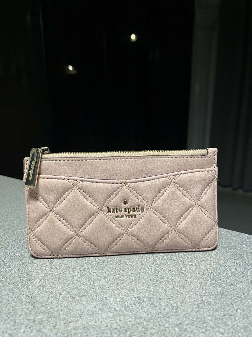 Katespade medium slim wallet (Category: Wallets & Card holders) located in Bulacan. Submitted by everythinggood26 (Listing ID 1441125865, Image 2). Description: .