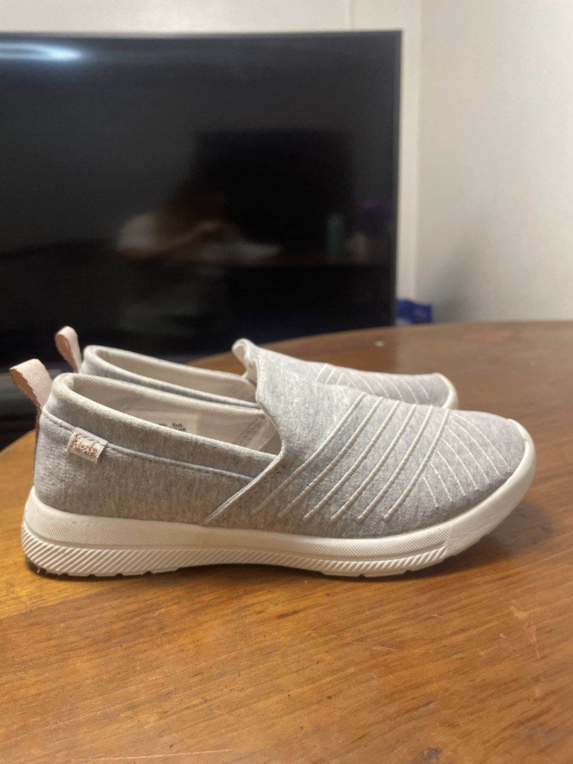 Keds Grey Slip-On Sneakers (Category: Sneakers) located in Rizal. Submitted by hannapamm (Listing ID 1441078379, Image 3). Description: - Grey Keds slip-on sneakers - Comfortable and easy to wear - Textured design on the front - Light pink pull tabs at the heel - Ideal for casual outings -Size US 5.