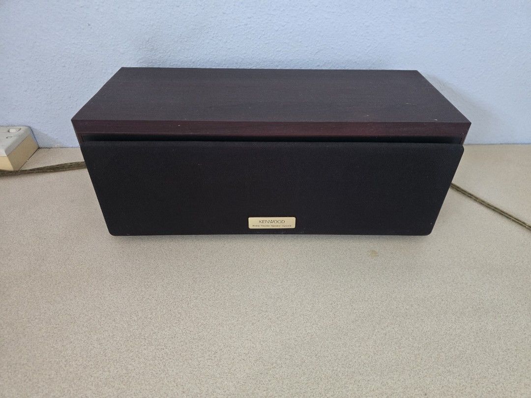 Kenwood Speaker System (Category: Soundbars, Speakers & Amplifiers) located in Singapore. Submitted by wilsontoh.hongbei (Listing ID 1441017799, Image 3). Description: - Kenwood speaker system - Includes center speaker - Includes two ceiling-mounted speakers - Fully functional - Ideal for home theater.