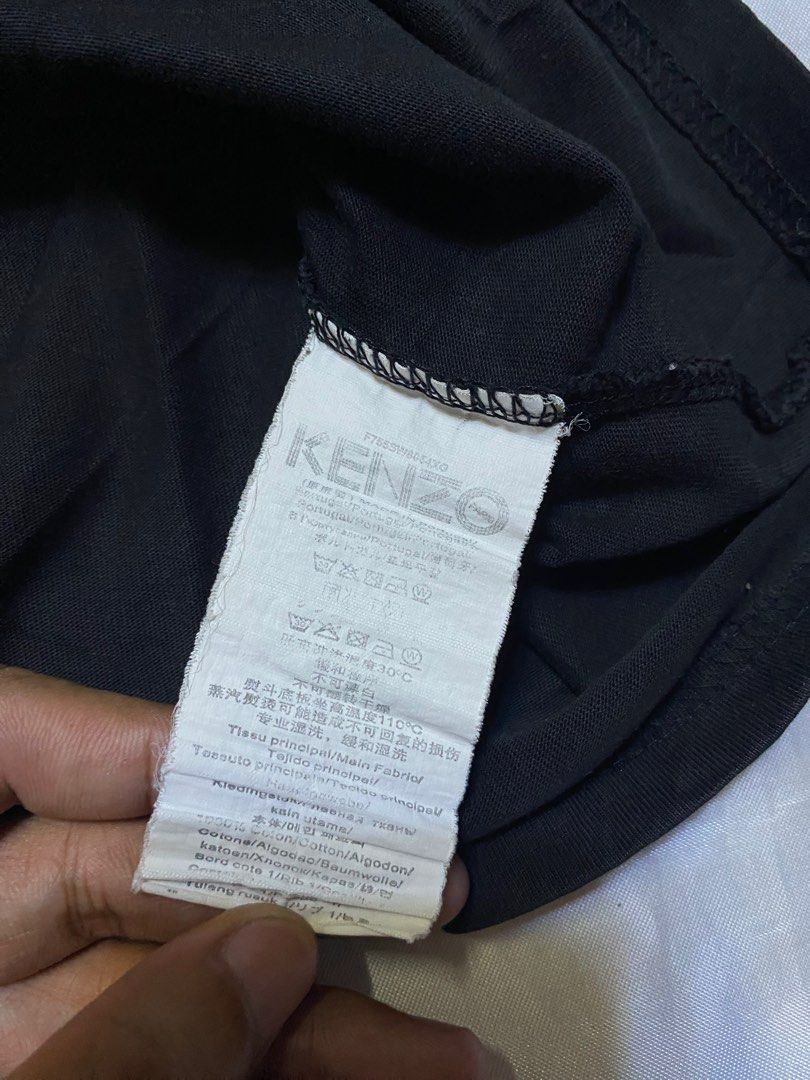 Kenzo (Category: Shirts) located in Pasig City. Submitted by terrencec34805 (Listing ID 1441108100, Image 3). Description: Kenzo (off) In very good condition Size:Medium W:18 L:27 .