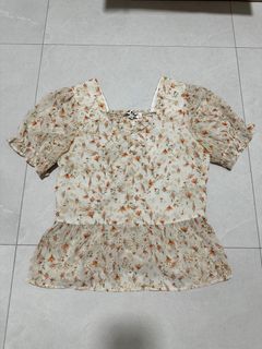 (Category: ) located in . Submitted by mingimallows (Listing ID 1441064432, Image 1). Description: .