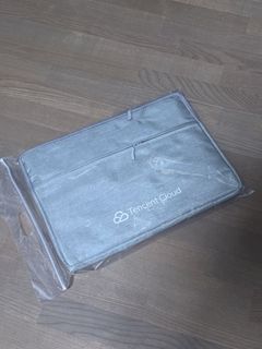 Extra-Large Laptop Case477159561899560960