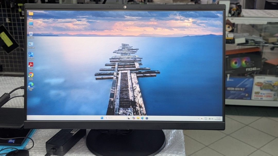 Lenovo All-in-One Computer469414228305520640