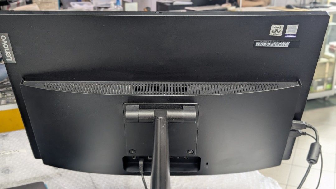 Lenovo All-in-One Computer469414228305520642