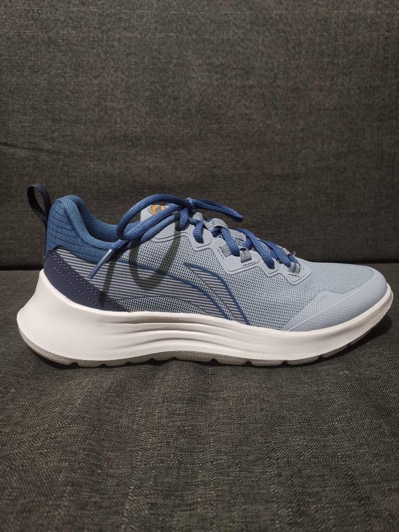 LI-NING Running Shoes (Category: Sneakers) located in Albuera. Submitted by pyokyo-10630 (Listing ID 1441136577, Image 1). Description: Deep North Star Blue 25.5cm Laz Price - PHP 2,076.19 Orange App Price - PHP 1,983 Prices as of June 1, 2026.