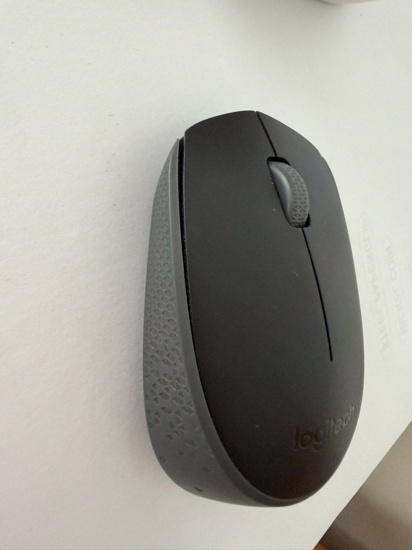 Logitech Wireless Mouse469037062617845760