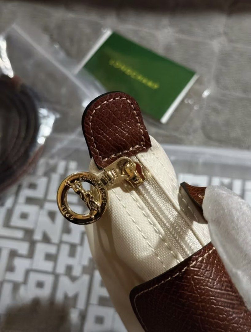 Longchamp Le Pliage Mini Bag (Category: Luxury Bags & Wallets) located in Las Pinas. Submitted by maureendeclutterings2 (Listing ID 1441096407, Image 2). Description: Brand New — archiveallureph 🇯🇵 - Includes branded ziplock - ₱1,000 Down Payment - Arrival 5-7 days after order. AVAILABLE COLORS - Black - Paper White (posted) - Navy Blue - Avocado Green - Ebony Brown - Cherry Blossom Pink.