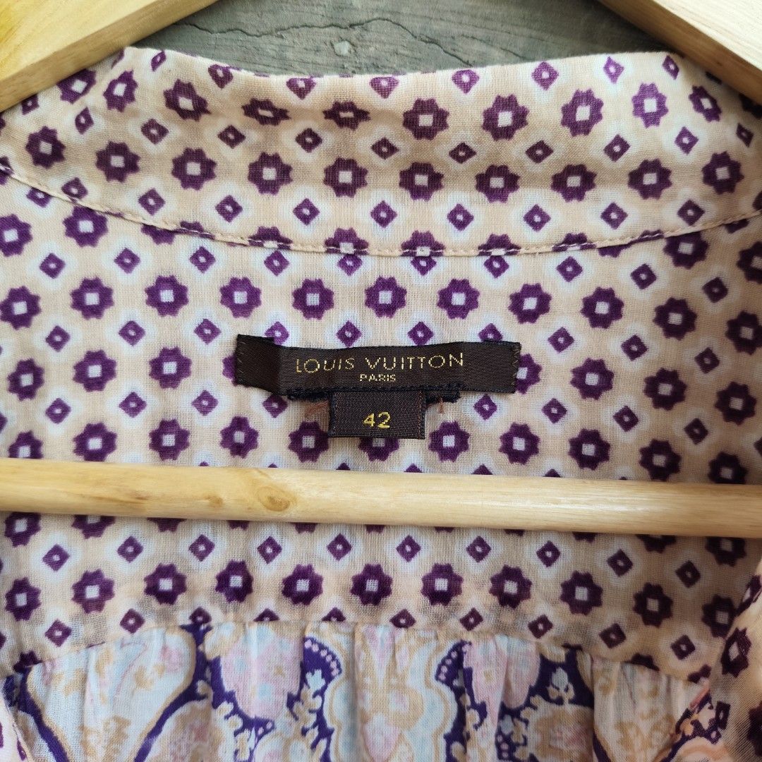 Louis Vuitton - Paisley Design Blouse (Category: Luxury Apparel) located in Tayabas. Submitted by streetdepartment (Listing ID 1440969108, Image 3). Description: Louis Vuitton - Paisley Design Blouse Good condition Size 42 Width 22 Length 27.5 Issue - minimal loose stitching on 1 button Dm to purchase!.