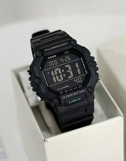 (Category: ) located in . Submitted by notorious_watches (Listing ID 1441137786, Image 1). Description: .