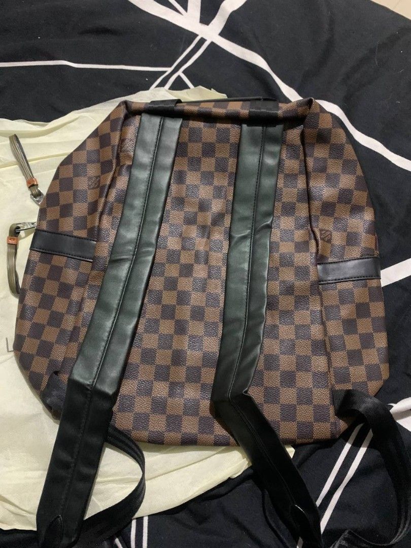 LV DAMIER BAGPACK (Category: Luxury Bags & Wallets) located in Baguio. Submitted by dnjthriftshop (Listing ID 1441092505, Image 3). Description: BAGPACK CODED W/ DUSTBAG NEGO.