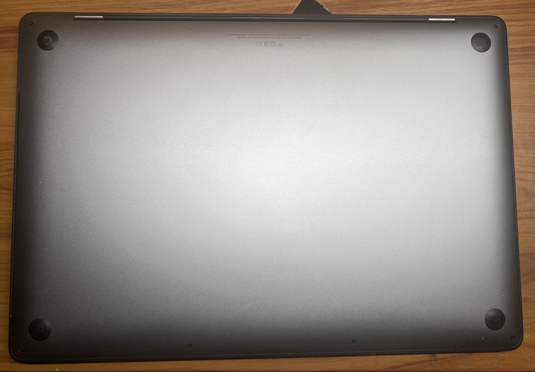 MacBook Pro 16” 2019469747439701872646
