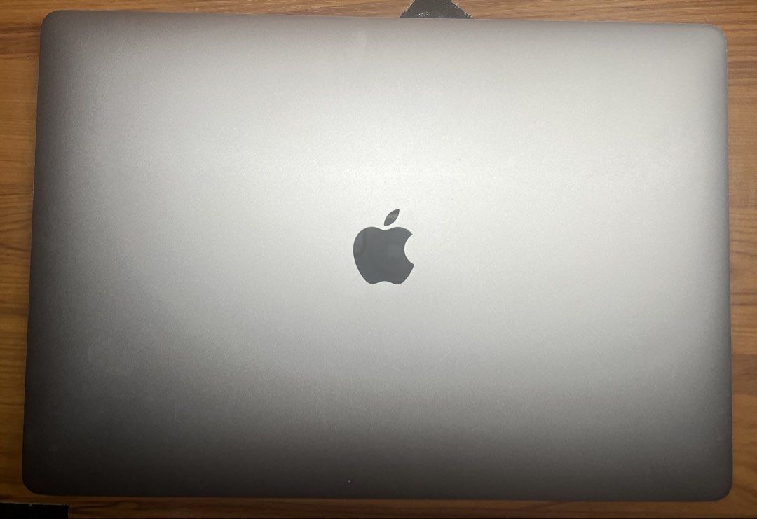 MacBook Pro 16” 2019469747439701872645