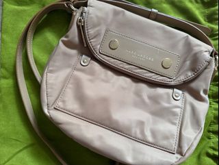 (Category: ) located in . Submitted by lululemonpop (Listing ID 1441009780, Image 1). Description: .