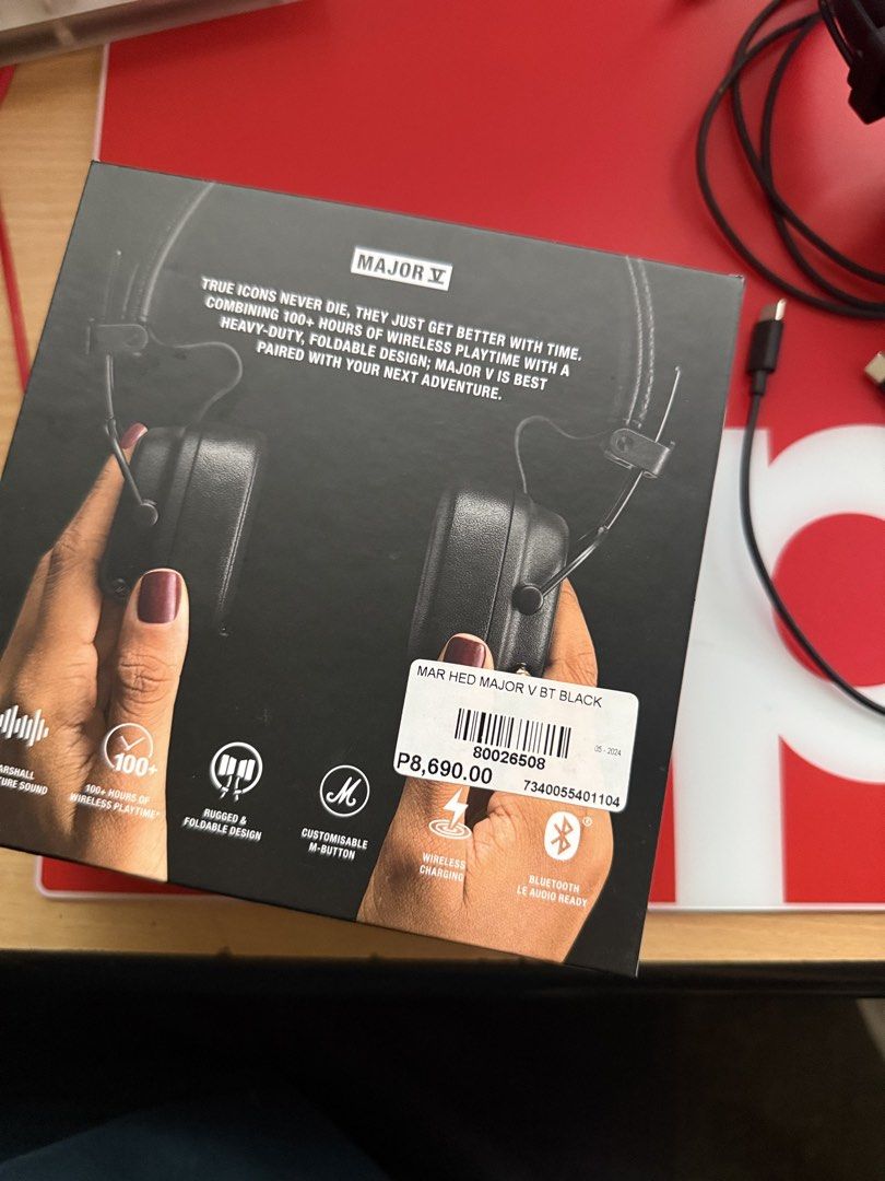 Marshall Major V Bluetooth Wireless Headphones (Category: Headphones & Headsets) located in Manila. Submitted by aeaoooooooo (Listing ID 1441045040, Image 2). Description: Marshal Major V Headphones - very lightly used, mostly used indoors - has very minimal scratches (mostly on the sliding mechanism common w marshalls) (see last 2 pics) - leather still in pristine condition - comes with the original 3.5 mm wire - alternative charger (original is