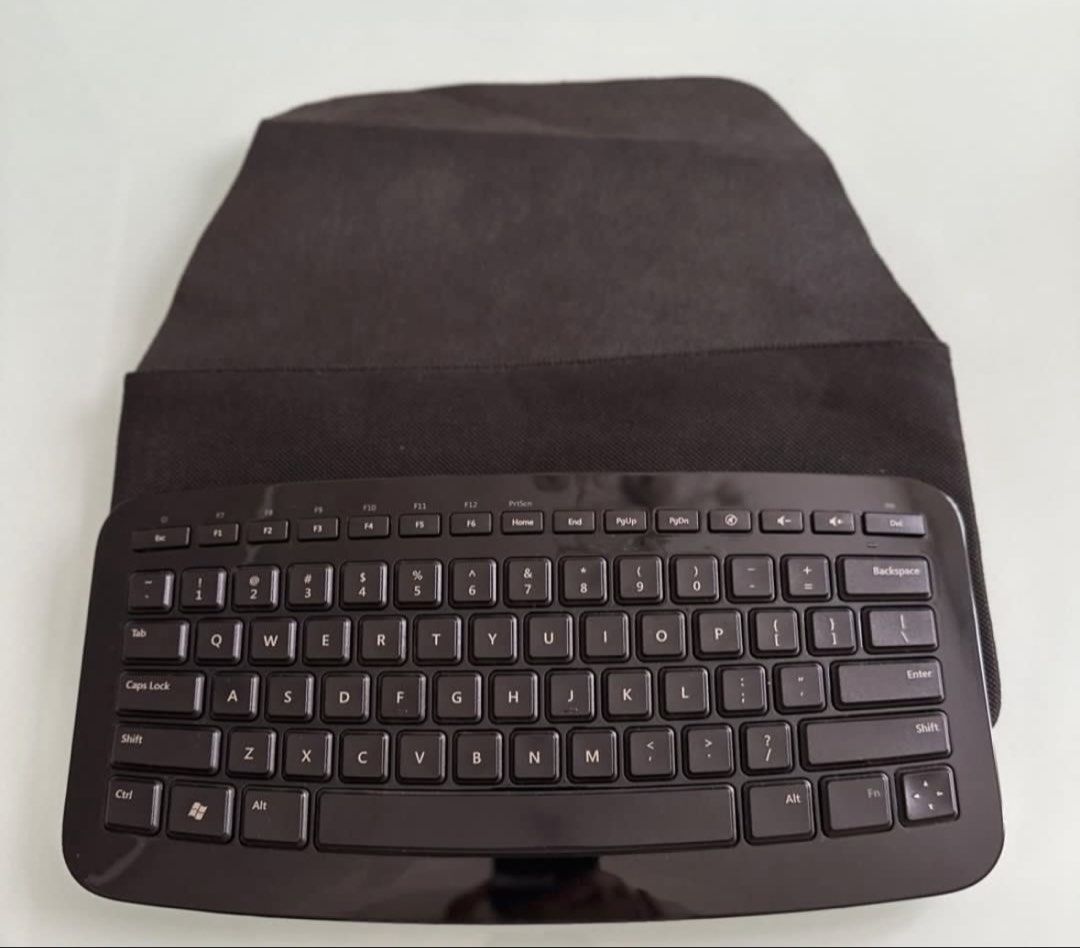 Microsoft Arc Keyboard Model 1392 Wireless - Qwerty469398013399552002