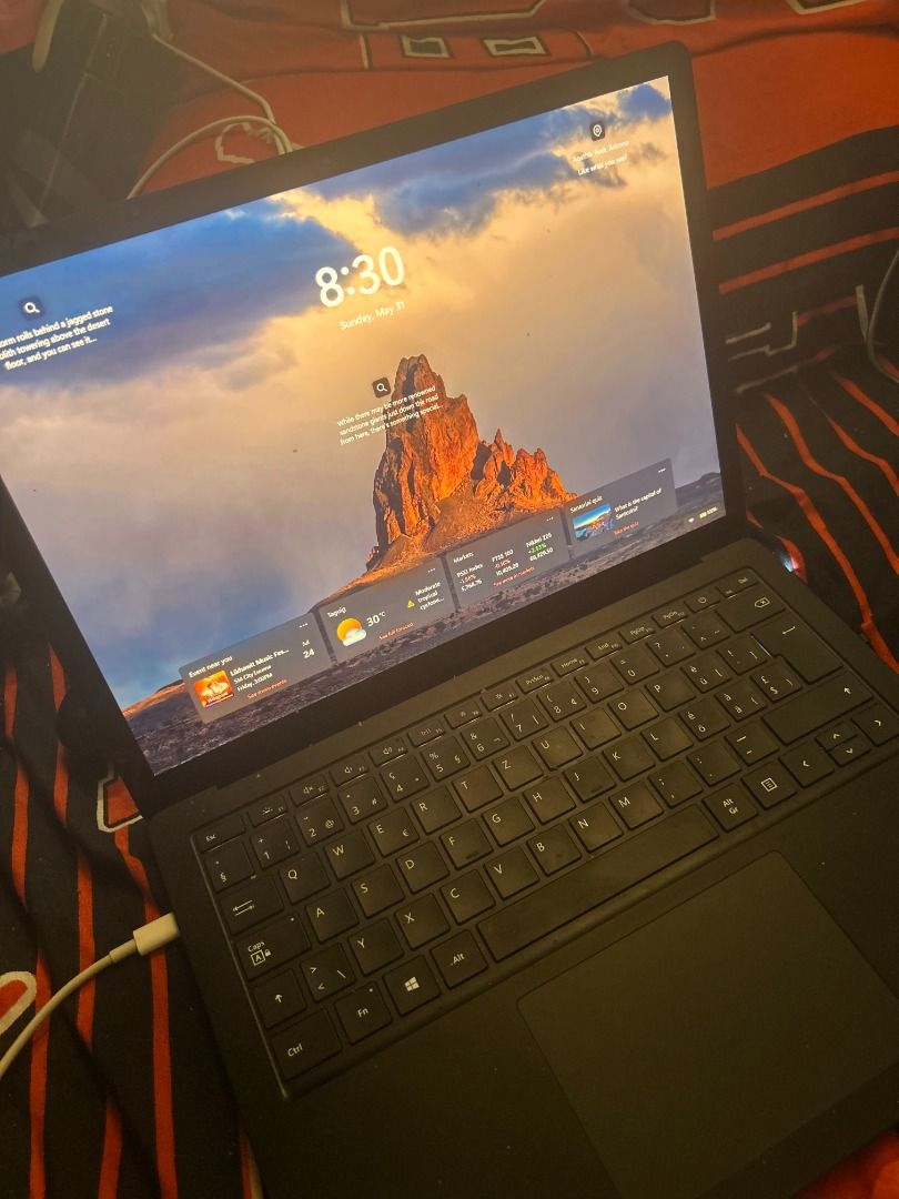 Microsoft Surface Laptop 3 i5 | 8GB RAM | 256GB SSD | Touchscreen (Category: Laptops & Notebooks) located in Makati City. Submitted by mslex13 (Listing ID 1440955748, Image 2). Description: Selling my Microsoft Surface Laptop 3 (13.5") in good condition. ✅ Intel Core i5‑1035G7 processor ✅ 8GB RAM, 256GB SSD ✅ Intel Iris Plus Graphics ✅ Touchscreen with pen support (10 touch points) ✅ Slim, lightweight, and premium design ✅ Original charger includ