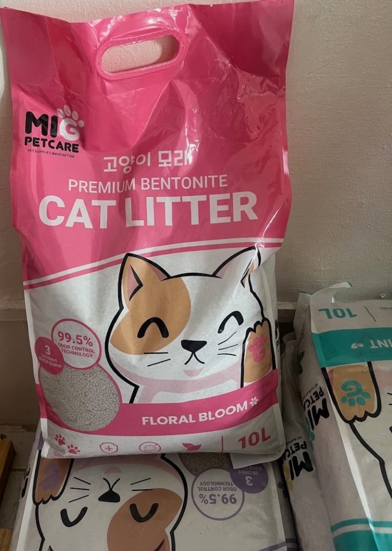 MIG Premium Bentonite Cat Litter - 10L (Category: Homes & Other Pet Accessories) located in Caloocan City. Submitted by swiftdeer_3f41a5 (Listing ID 1441047818, Image 1). Description: - MIG Premium Bentonite Cat Litter - Size: 10L bag - Features 99.5% odor control technology - Works in 3 seconds to eliminate odors - Keeps your litter box exceptionally fresh.