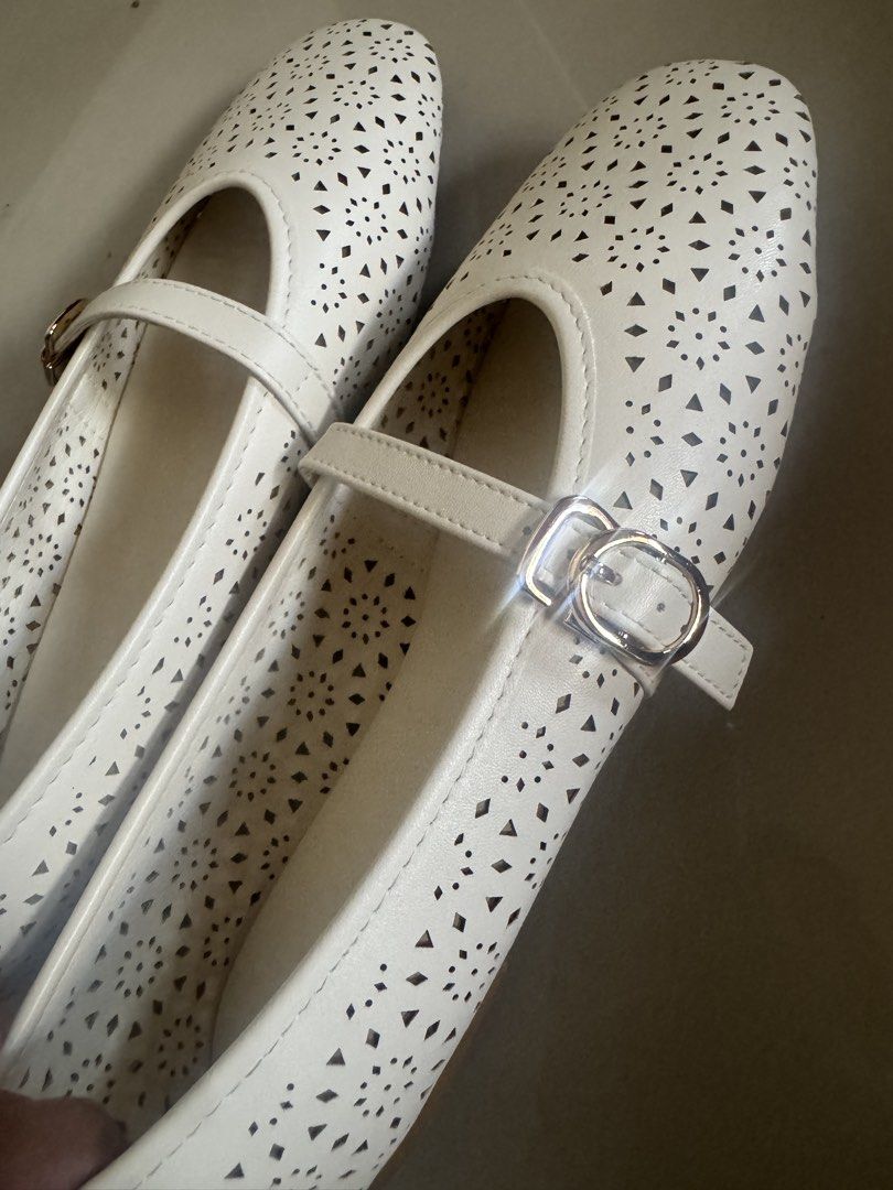 Mikana Mary Jane Flats Size 38 (Category: Flats & Sandals) located in Los Banos. Submitted by CherishJ (Listing ID 1440998657, Image 3). Description: - White Mikana flats - Size 38 (25cm) - Cute perforated design - Strap with buckle closure - Versatile for casual or dressy looks.