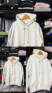 (Category: ) located in . Submitted by undiscovered.apparel (Listing ID 1441128734, Image 1). Description: .