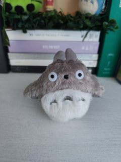 (Category: ) located in . Submitted by ghibli_dreams (Listing ID 1441050339, Image 1). Description: .