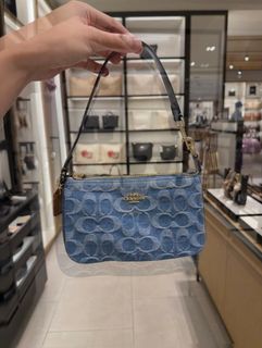 (Category: ) located in . Submitted by janelovebagswatchesshoesph (Listing ID 1440997613, Image 1). Description: .