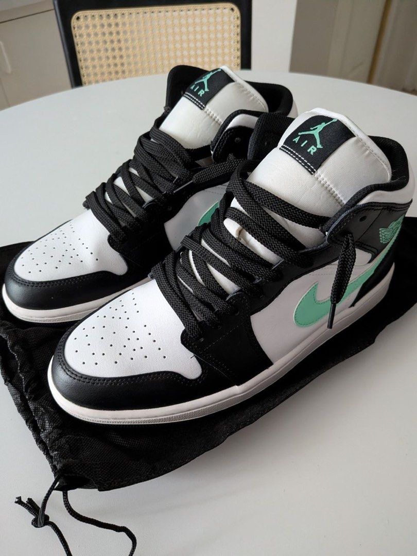 ORIGINAL Nike Air Jordan 2 Mint Black White (Category: Sneakers) located in Quezon City. Submitted by wolfkeith (Listing ID 1440973853, Image 1). Description: Authentic Nike Air Jordan J2 US 10.5 Black, White, Turquoise Bought in a mall Barely used Loc QC.