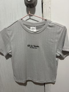 (Category: ) located in . Submitted by wardrobeclothings (Listing ID 1441067005, Image 1). Description: .