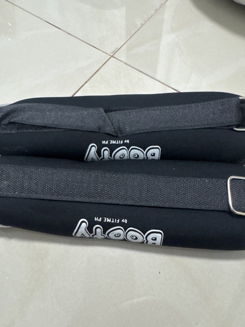 Pair of Ankle Weights (2kg) (Category: Weights & Dumbbells) located in Quezon City. Submitted by fatolents47811 (Listing ID 1441127508, Image 2). Description: - 1kg each ankle weight FitMe PH Booty Ankle Weights - Perfect for glute workouts - Adds resistance to your exercises - Adjustable straps for a secure fit - Comes in original packaging - Achieve your booty gains! - i have 2 pairs available.