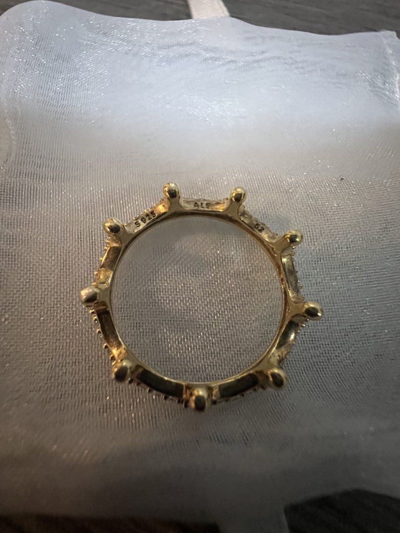 Pandora Clear Sparkling Crown Ring (Category: Rings) located in Cebu City. Submitted by beyond.curations (Listing ID 1441100041, Image 2). Description: Pandora Clear Sparkling Crown Ring Authentic Made : Sterling Silver 925.