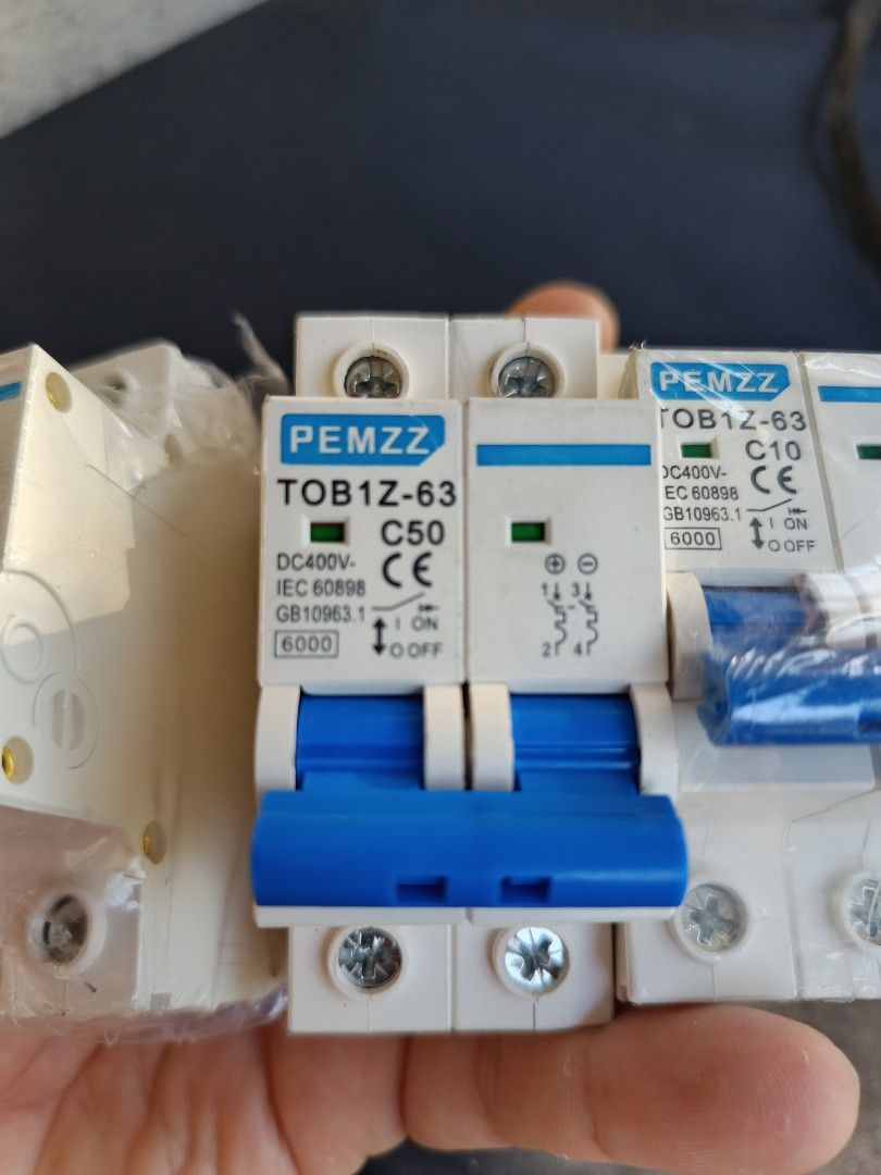 PEMZZ TOB1Z-63 Circuit Breakers (C10, C20, C50) (Category: Electrical, Adaptors & Sockets) located in Rizal. Submitted by richraven539699 (Listing ID 1441044915, Image 3). Description: 250 nalang po bawat isa DC 50 DC 10 DC 20 bagay sa solar diy small setup niyo Antipolo po location ko Pickup or Lalamoves Sagot niyo po SF.