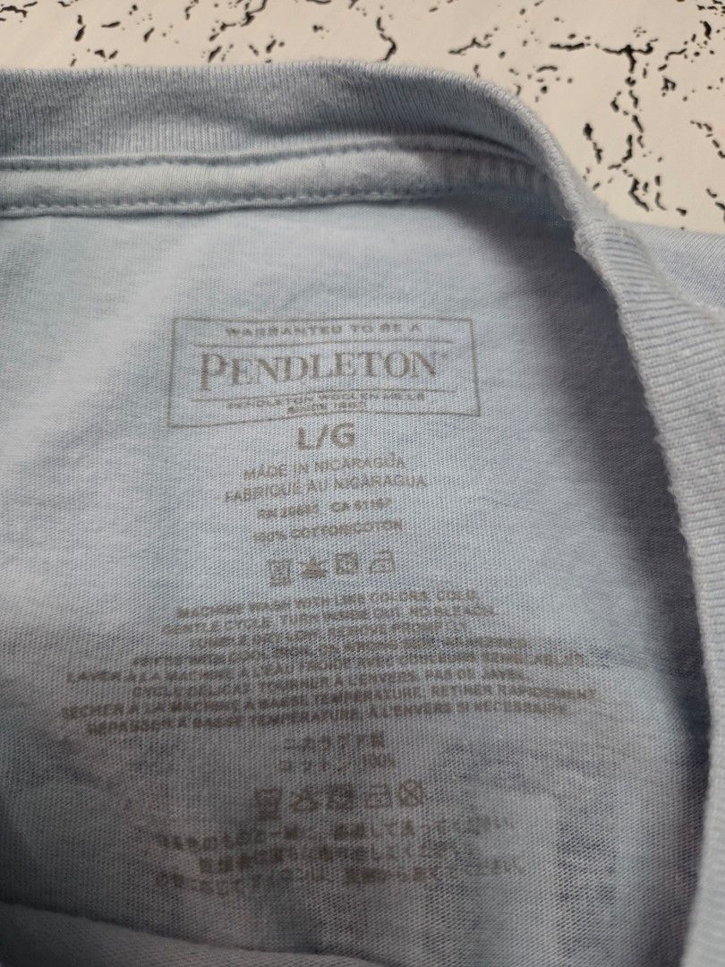 Pendleton (Category: Tshirts & Polo Shirts) located in Johor Bahru. Submitted by jek_bundle (Listing ID 1440987876, Image 3). Description: Pendleton Size L Pit 20.5 Labuh 29 Condition 9/10 Rm 28 siap pos Fast deal dm/wssp 011-11704406.