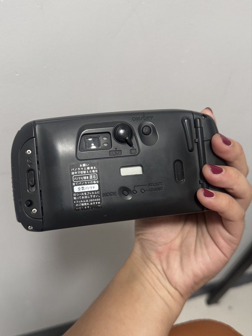 Pentax Zoom 90-WR Program 35mm Film Camera (Category: Cameras) located in Bocaue. Submitted by nyotcha (Listing ID 1441034662, Image 2). Description: - Pentax Zoom 90-WR Program 35mm point-and-shoot camera - Comes with 2 film canisters ISSUE: - need to replace battery - shows H3 issue .