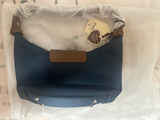 （分類：）位於 。 由 cclllcc 提交（商品編號 1441100871，圖片 1）。簡介： 。