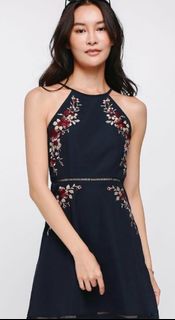 (Category: ) located in . Submitted by curated_collection (Listing ID 1440955708, Image 1). Description: .