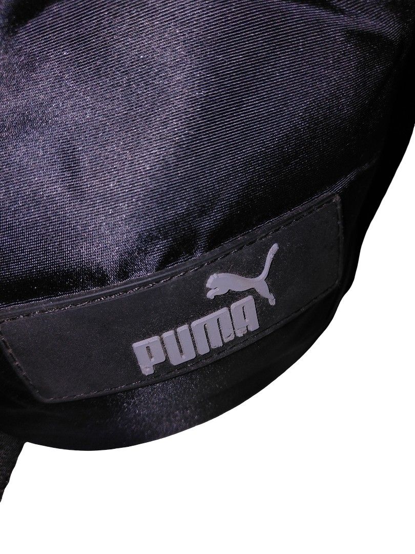 PUMA Core Pop Bucket Cross-Body Bag (Category: Cross-body Bags) located in Cabanatuan. Submitted by ggorae (Listing ID 1441065104, Image 3). Description: This is personally owned, so please manage your expectations. Color may vary due to lighting and flash. – 100% Original, bought from PUMA official orange store. – Condition: 8.5/10. The silicon logo started to break. Please check the photos to see the actual condition. – 17 cm x 17 cm x 20 cm, 2