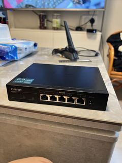 QNAP 5-Port 2.5Gbps Unmanaged Network Switch476381422908887040
